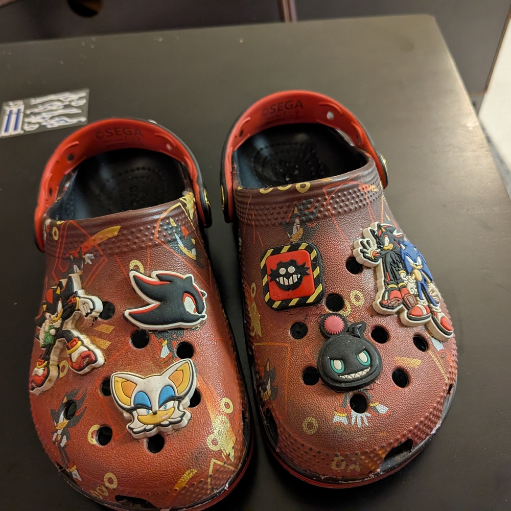 CROCS Kids Character Clogs - Red and Black